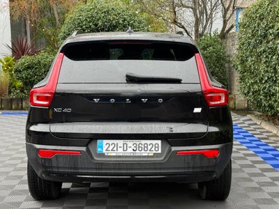 2022 Volvo XC40