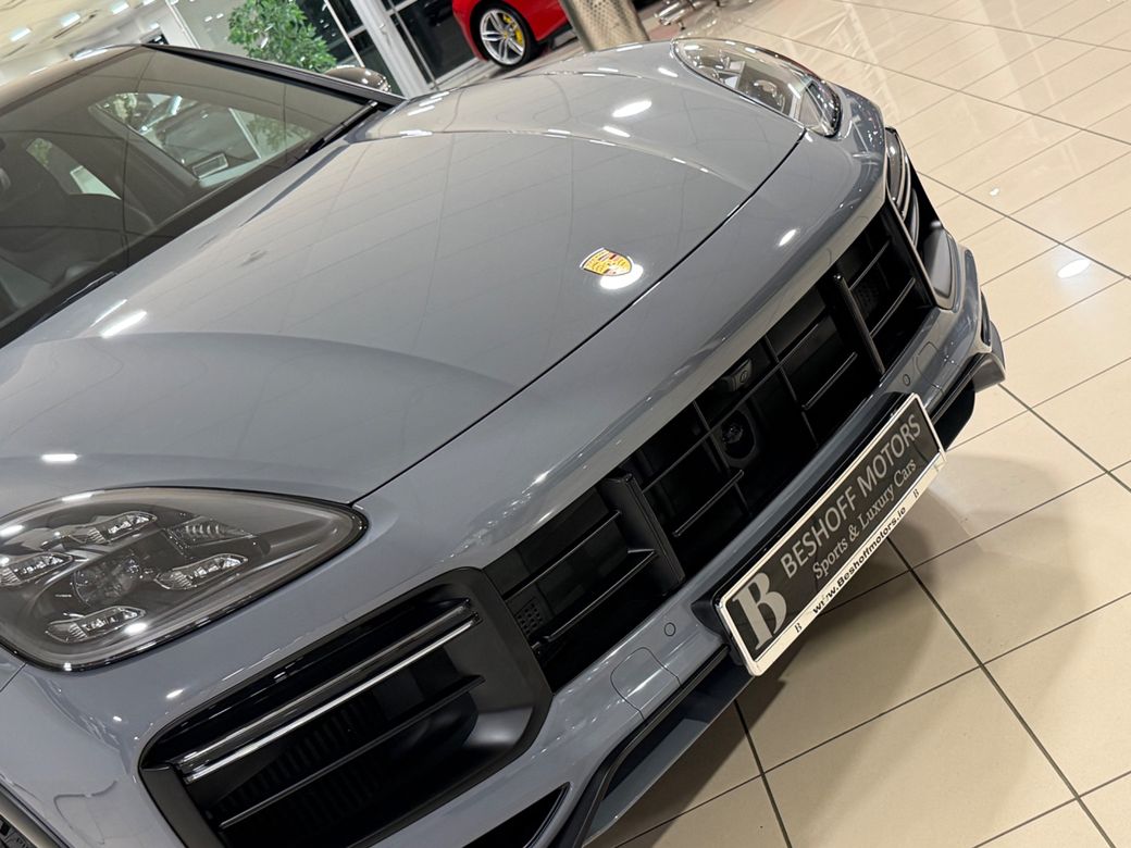 2023 Porsche Cayenne