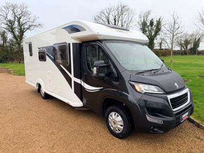 2016 BAILEY APPROACH  AUTOGRAPH 745 R.H.D LOW PROFILE 