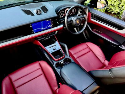 2024 Porsche Cayenne