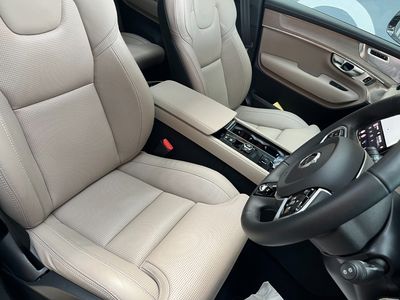 2025 Volvo XC90