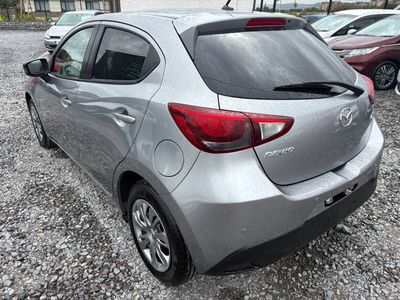 2016 Mazda Demio