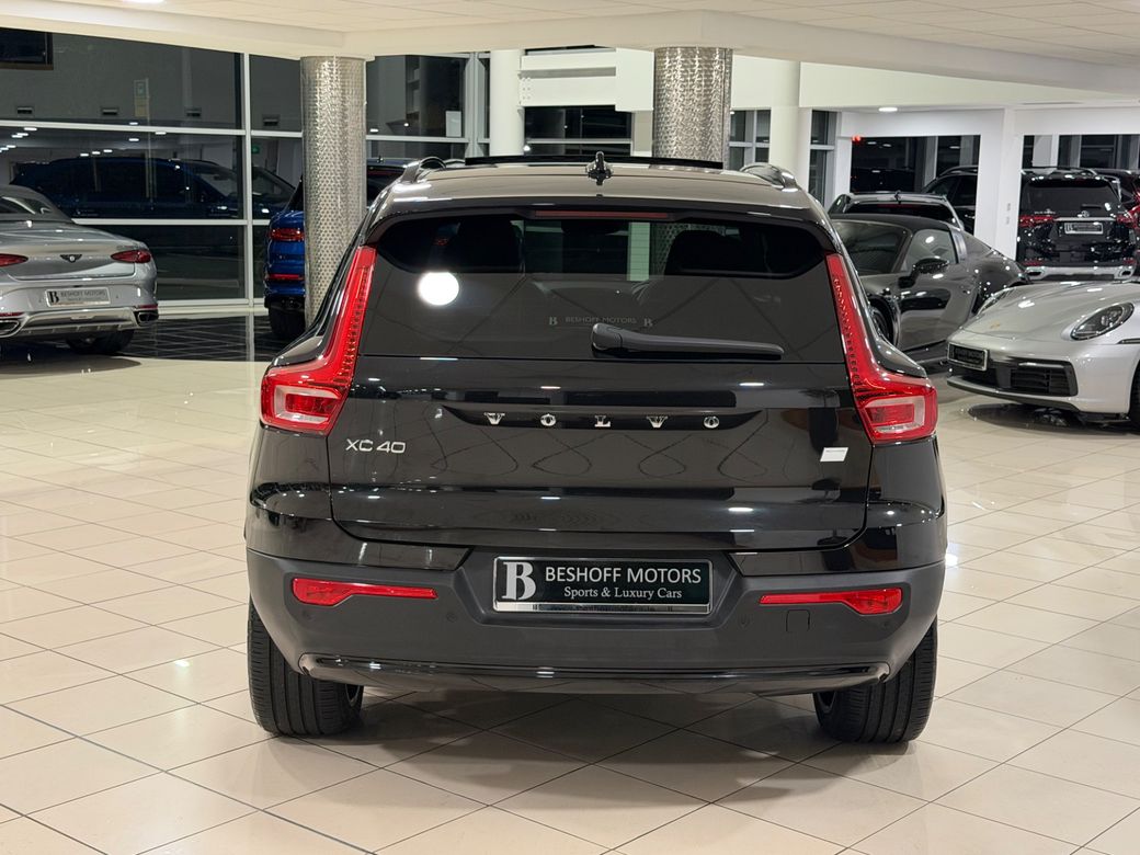 2023 Volvo XC40