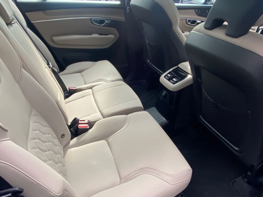 2026 Volvo XC90