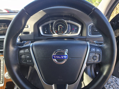 2018 Volvo V60 Cross Country