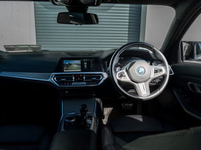 2022 BMW 3 Series