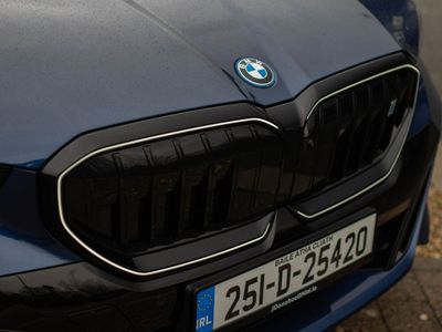 2025 BMW i5