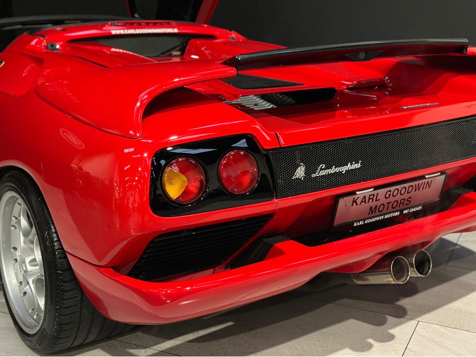 2000 Lamborghini Diablo