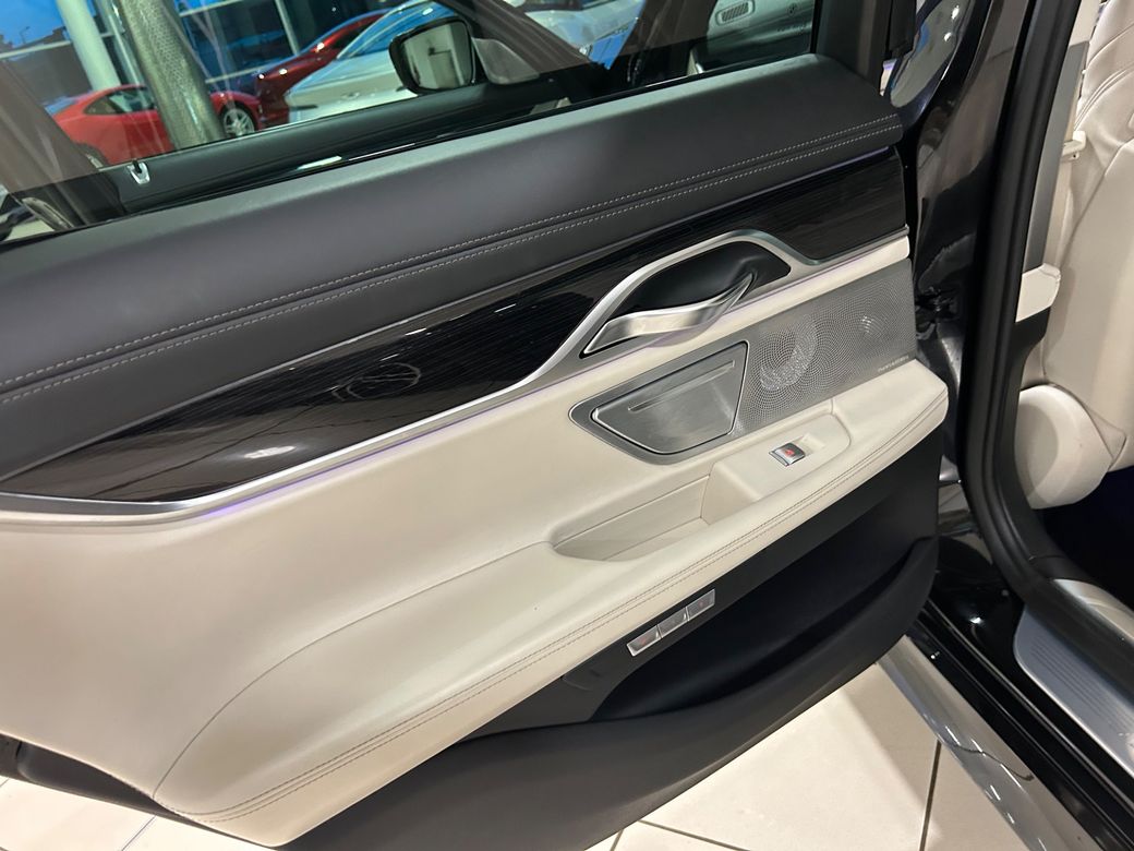 2016 BMW 7 Series