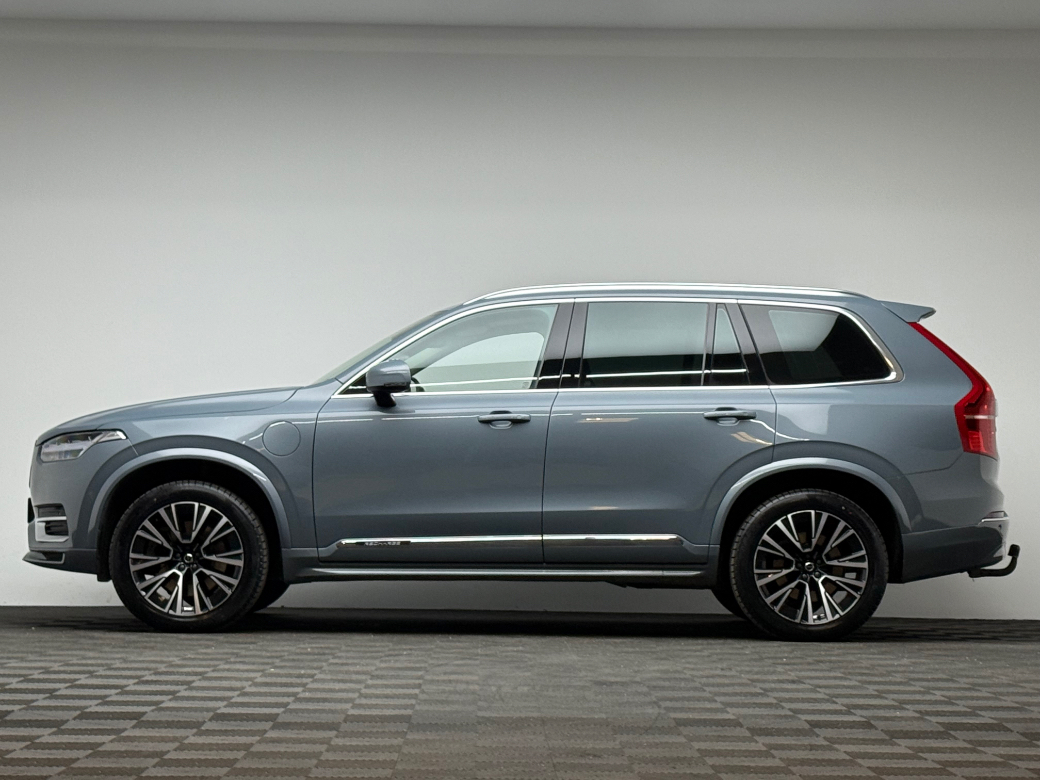 2023 Volvo XC90