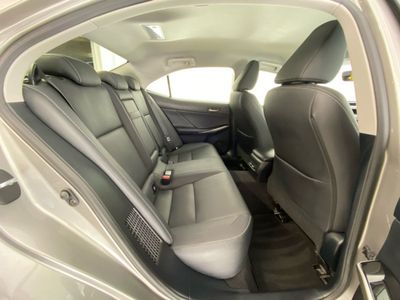 2019 Lexus IS