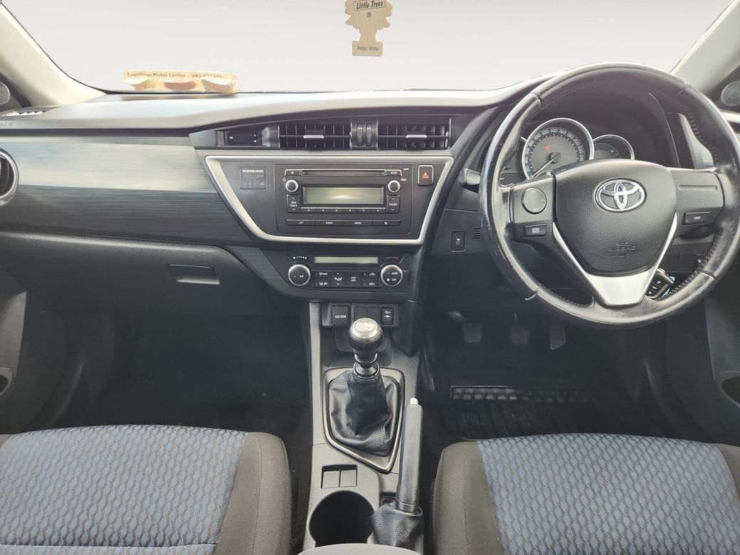 2015 Toyota Auris