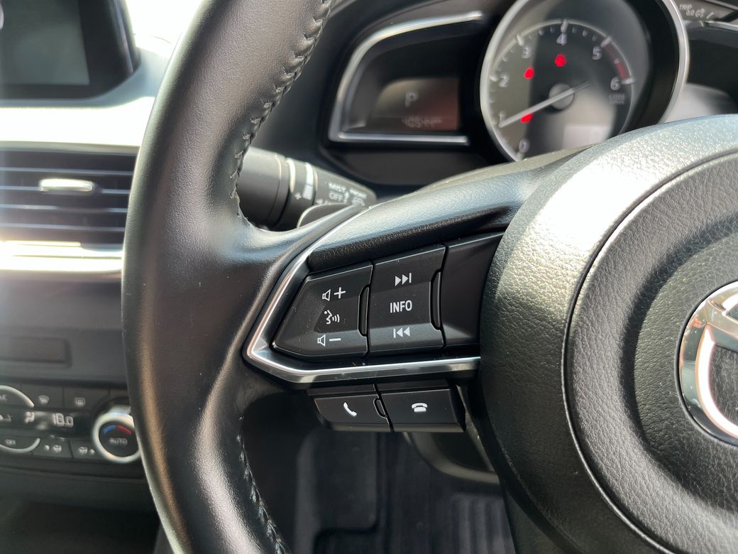 2019 Mazda Axela