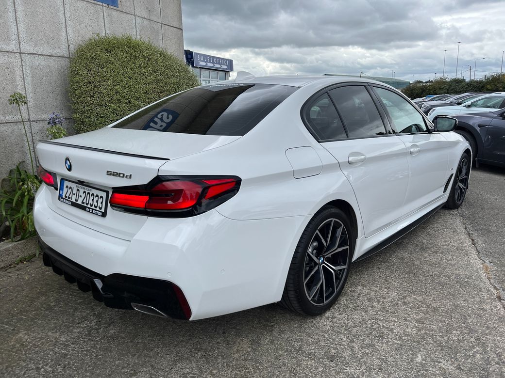 2022 BMW 5 Series