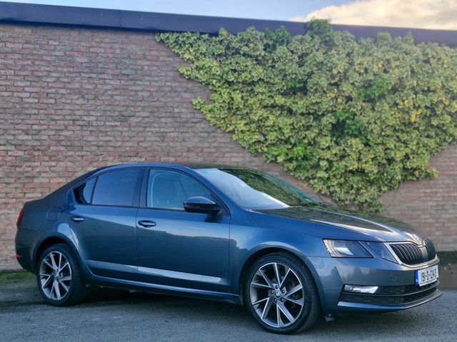 vehicle for sale from Leighstone Motors