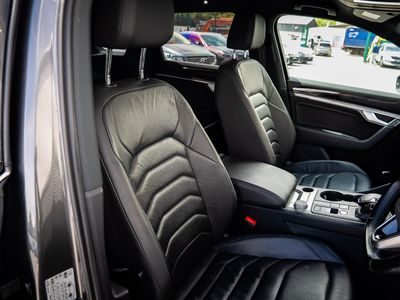 2022 Volkswagen Touareg