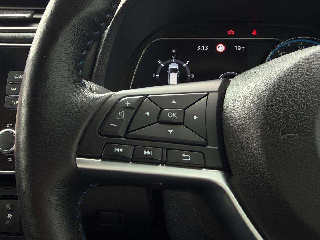 2022 Nissan Leaf