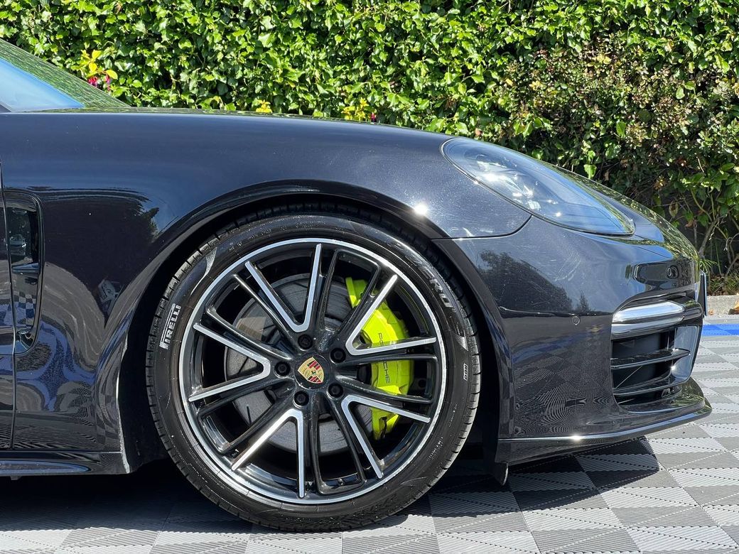 2019 Porsche Panamera