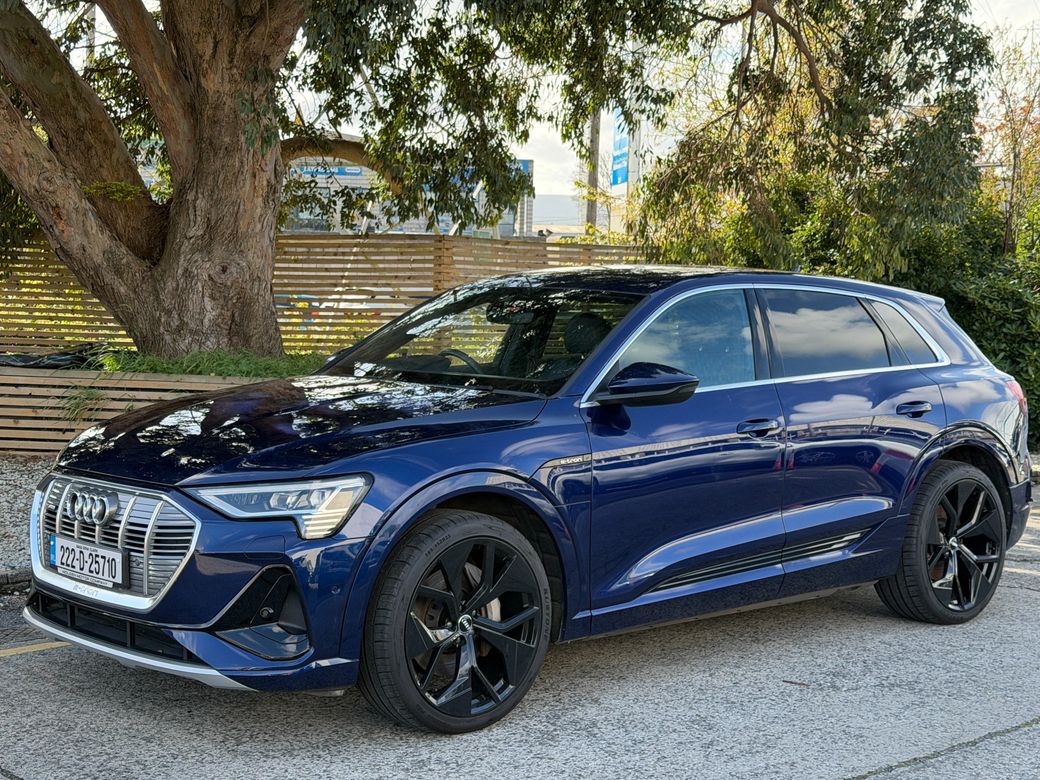 2022 Audi e-tron