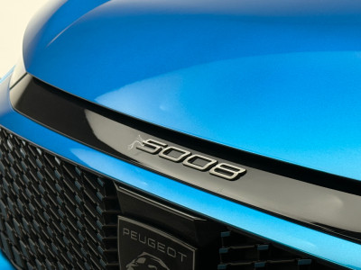 2025 Peugeot 5008