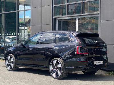 2025 Volvo EX90