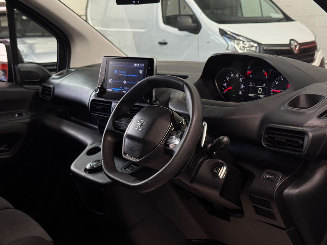 2020 Peugeot Partner