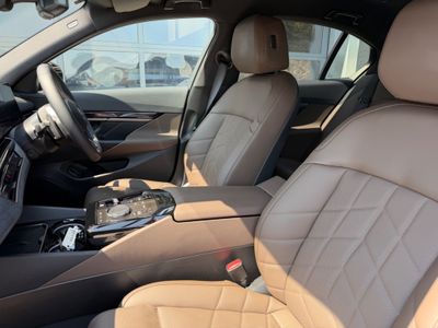 2025 BMW 5 Series
