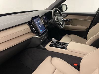 2025 Volvo XC90