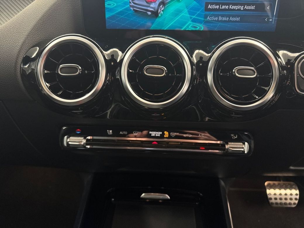 2023 Mercedes-Benz GLA Class