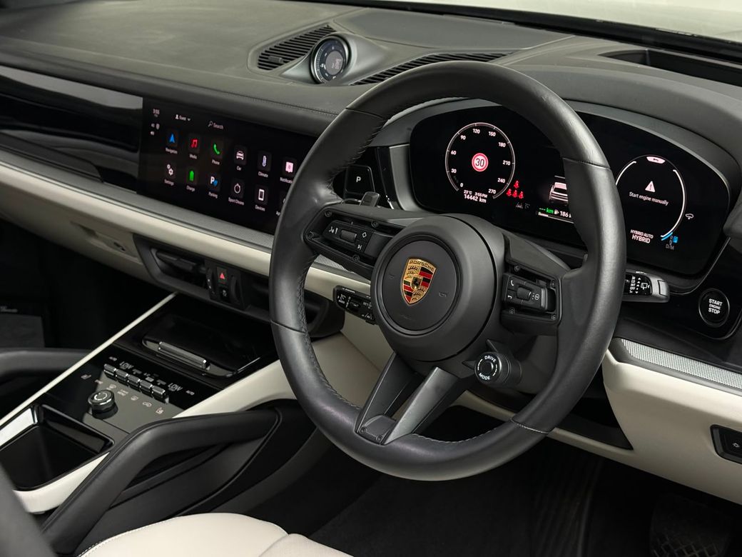 2024 Porsche Cayenne