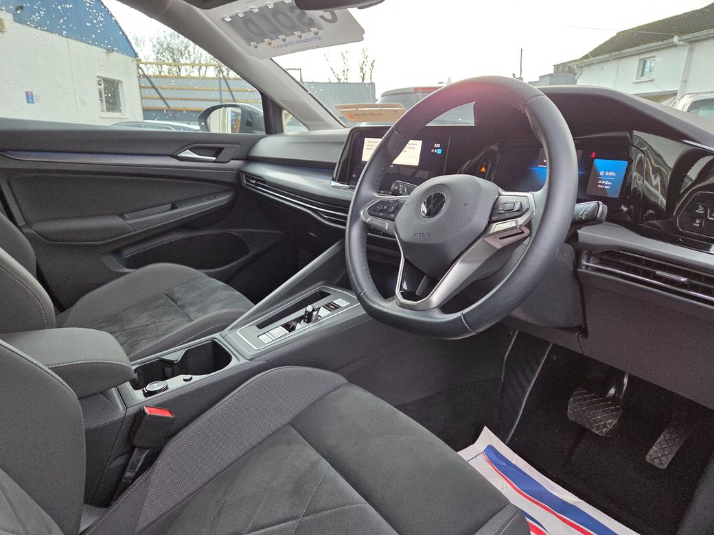 2022 Volkswagen Golf