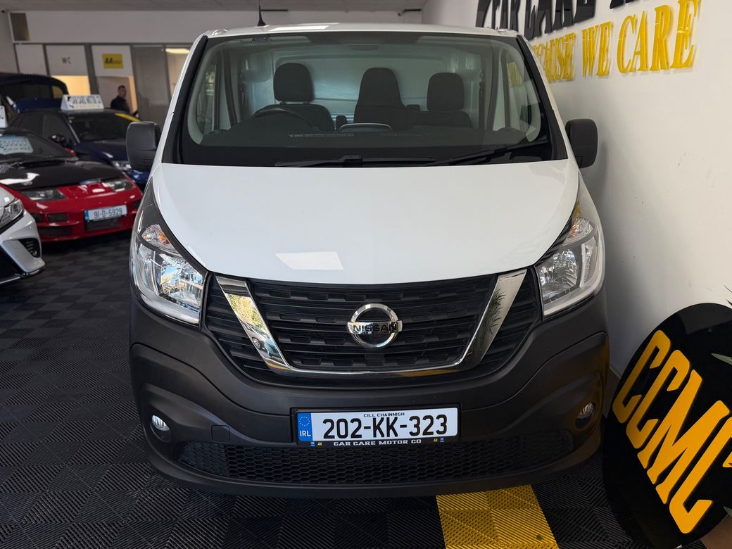 2020 Nissan NV300