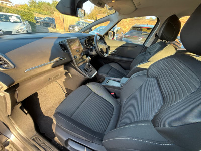 2020 Renault Grand Scenic