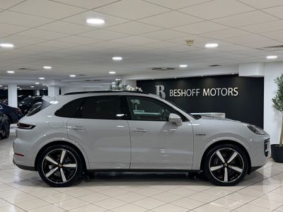 2025 Porsche Cayenne