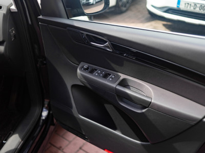 2022 Volkswagen Sharan