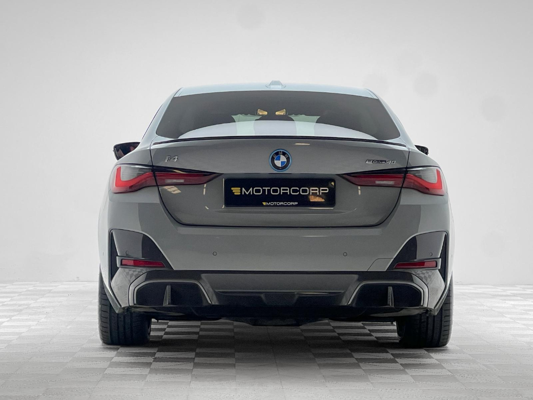 2022 BMW i4