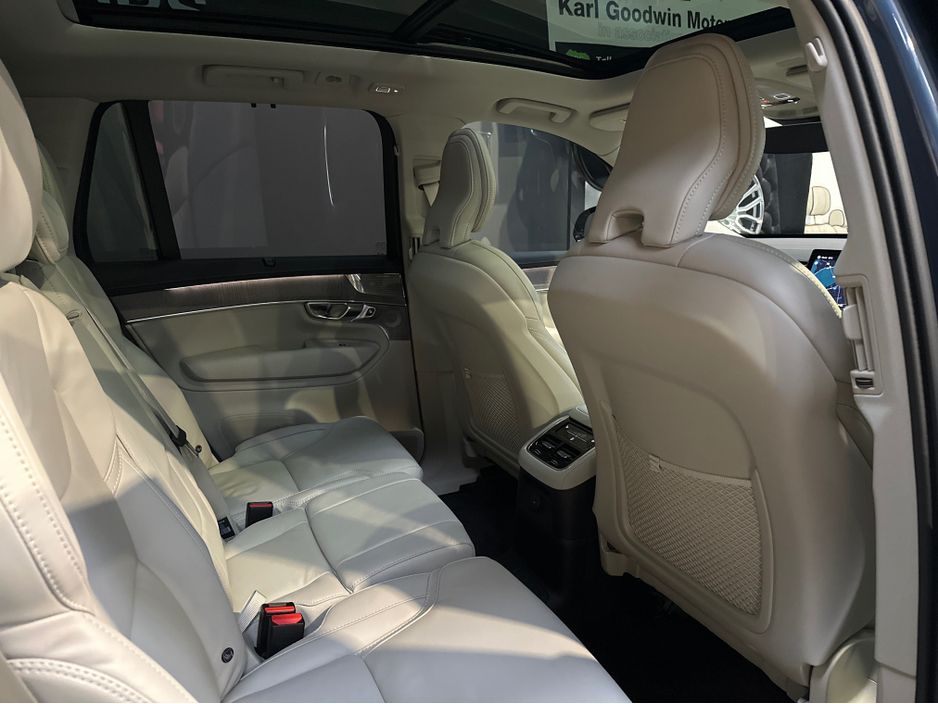 2025 Volvo XC90