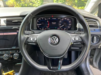 2019 Volkswagen Golf