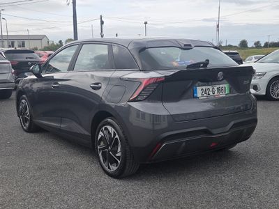 2024 MG 4