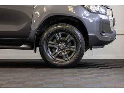2025 Toyota Hilux
