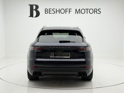 2022 Porsche Cayenne