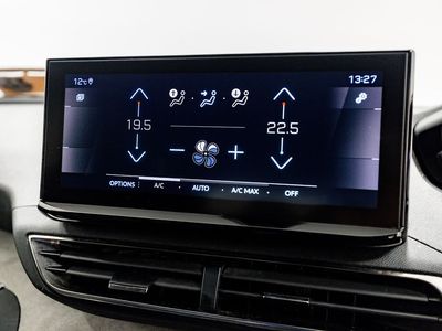 2023 Peugeot 5008