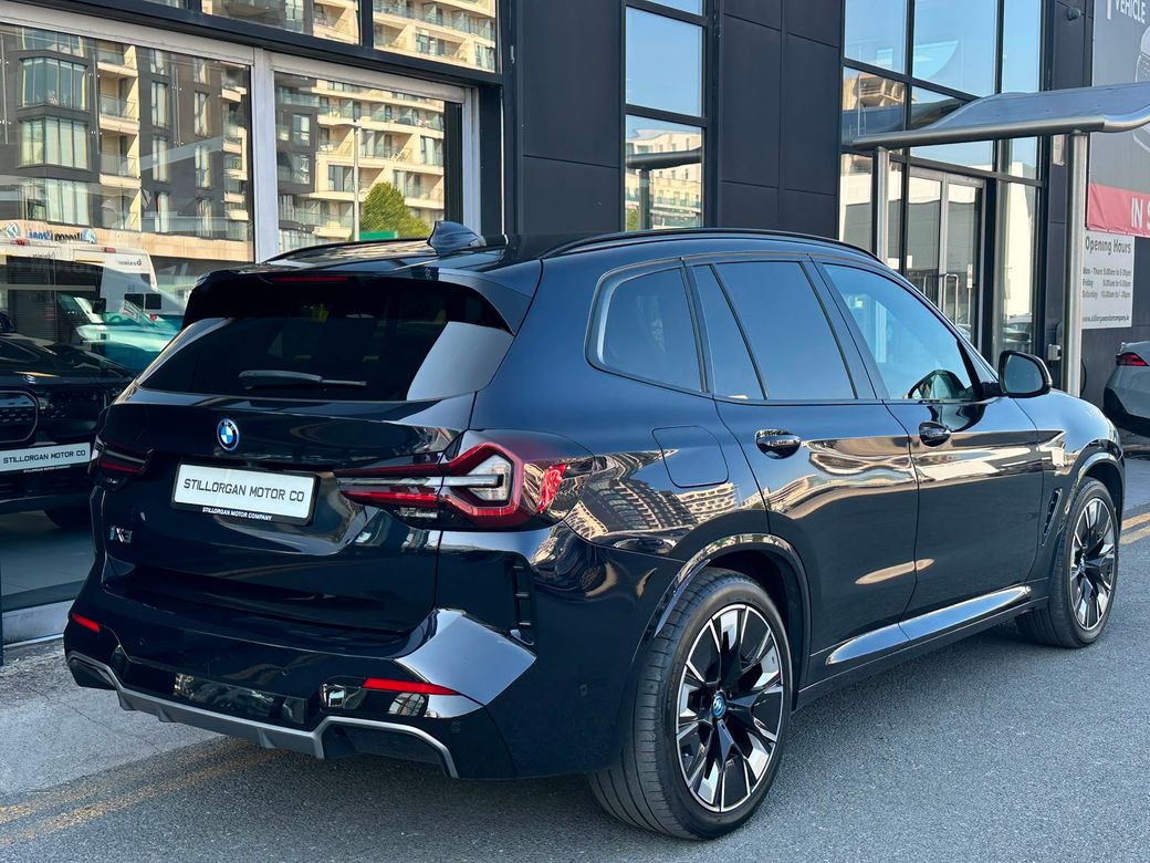 2022 BMW iX3