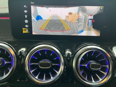 2023 Mercedes-Benz EQB