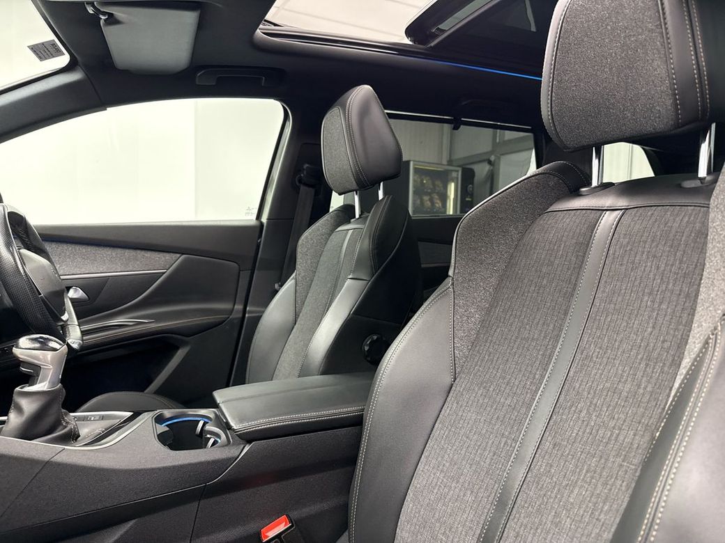 2020 Peugeot 5008