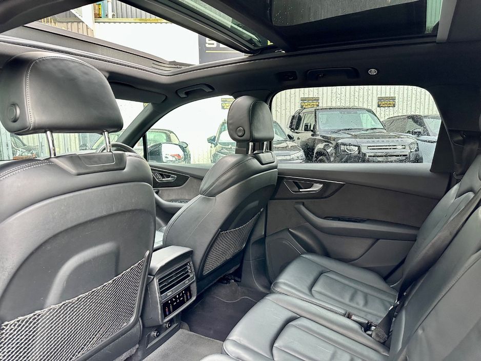 2021 Audi Q7