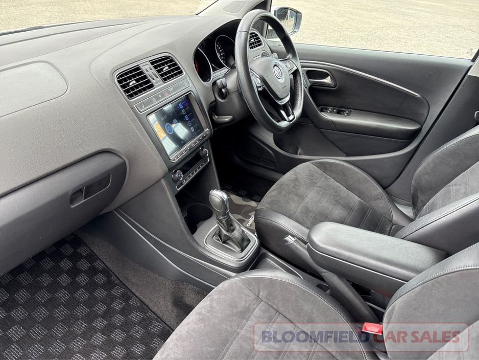 2017 Volkswagen Polo