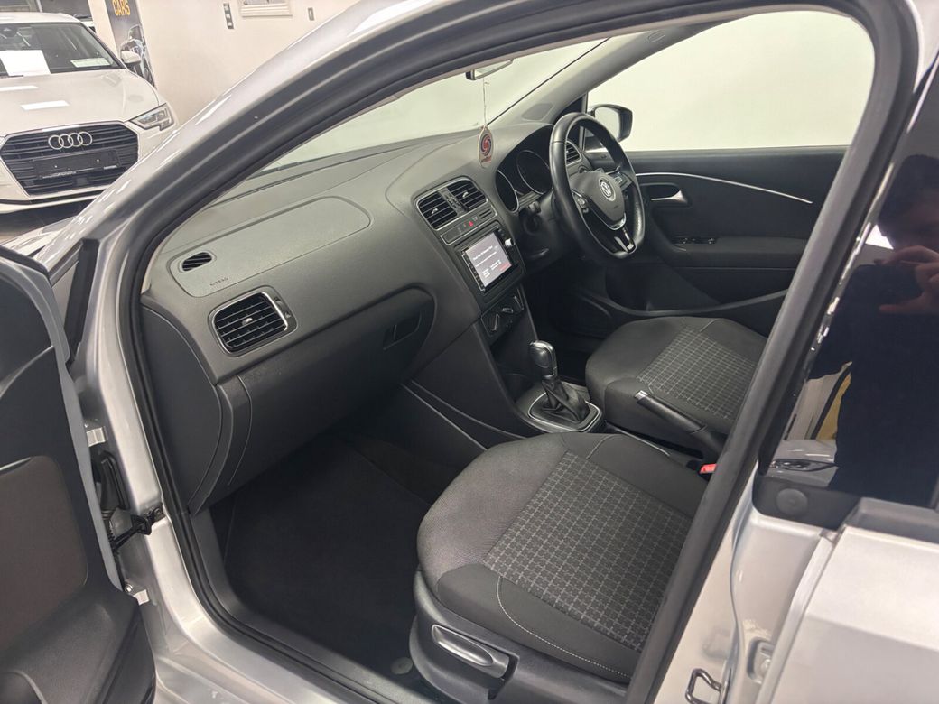 2015 Volkswagen Polo