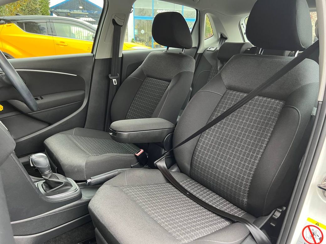 2017 Volkswagen Polo