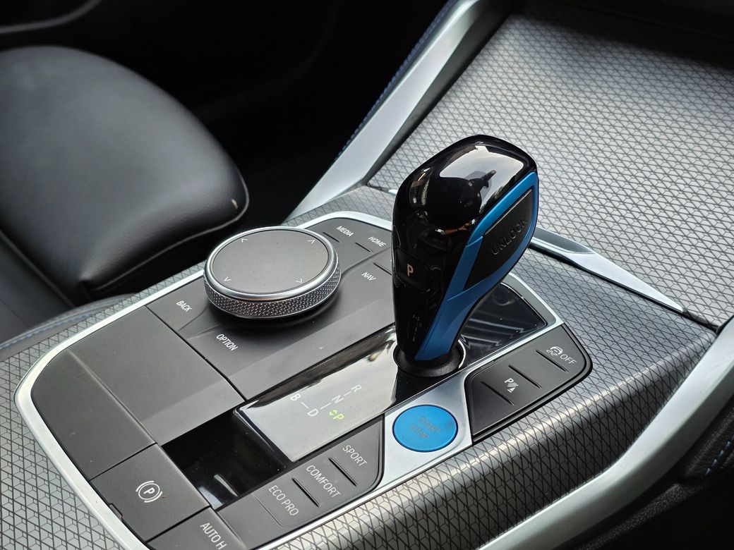2022 BMW i4